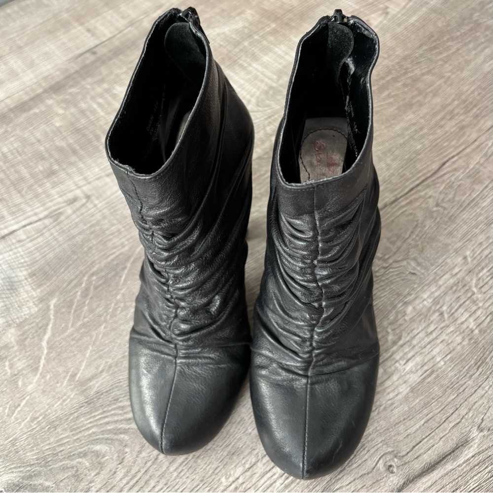 Platform booties - Picture 3 of 10